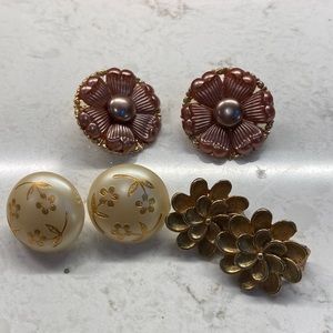 Lot of three pair of vintage earrings